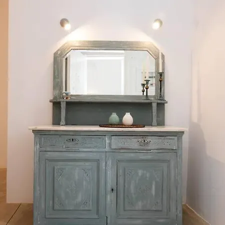 Nyaraló Magio Kámbosz